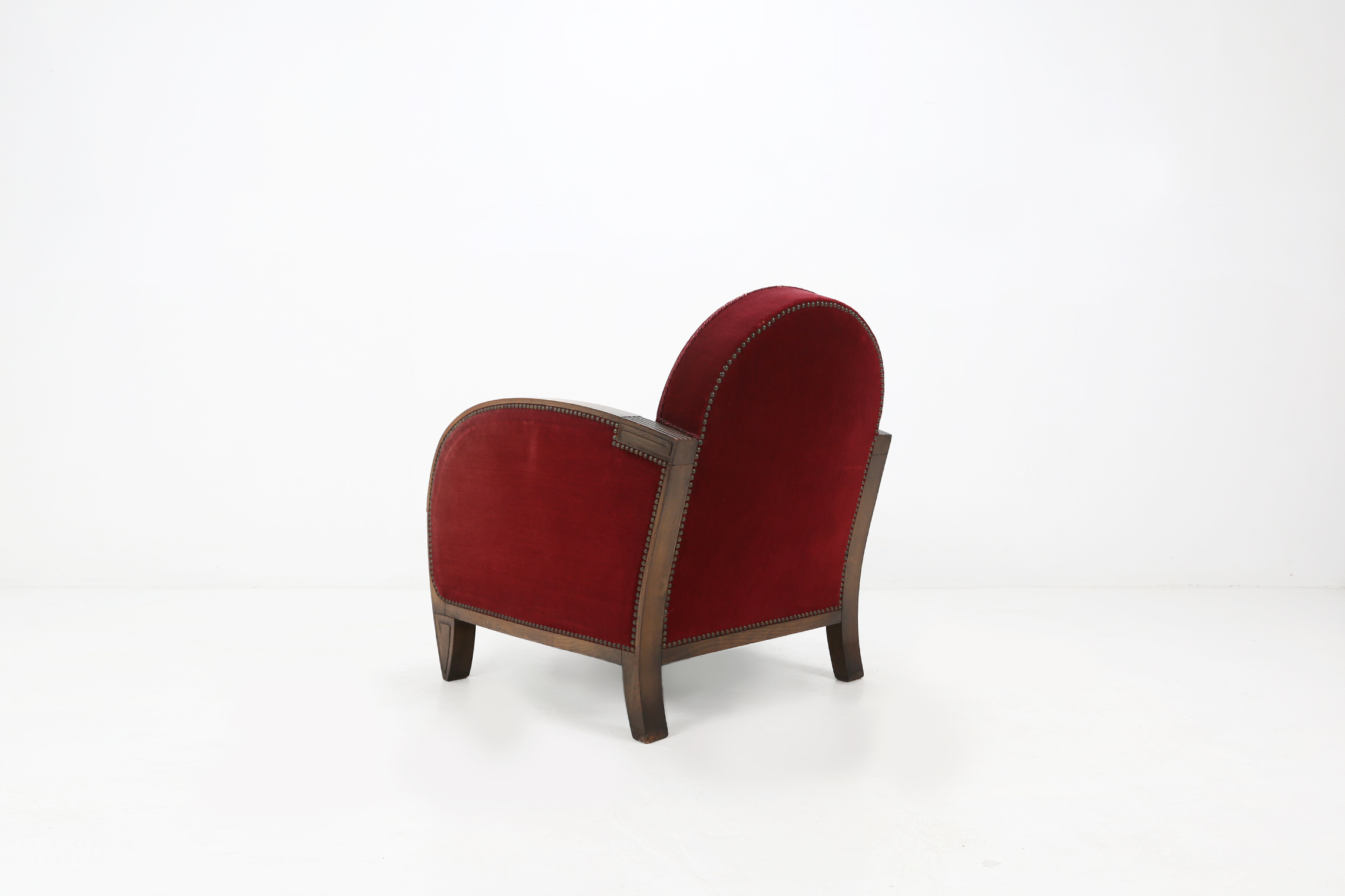 Art Deco easy chair in red velvetthumbnail